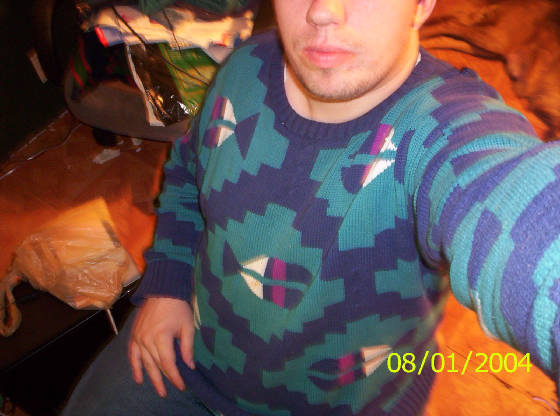 henrygretheltshirt002.jpg